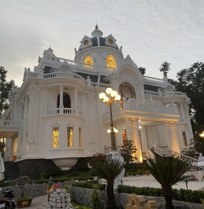 BIỆT THỰ CHỊ GIỨT - ĐỒNG THÁP